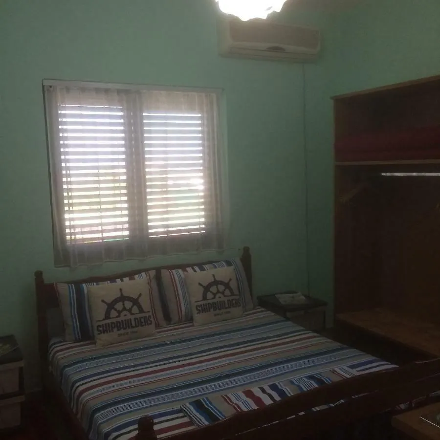 Guest house H And H Guesthouse Velipoje